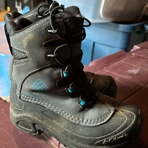 Boys Columbia boots